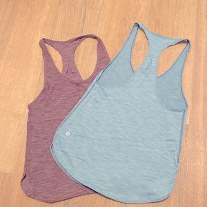 Bundle pack: 2 Lululemon workout tanks size 6 excellent condition